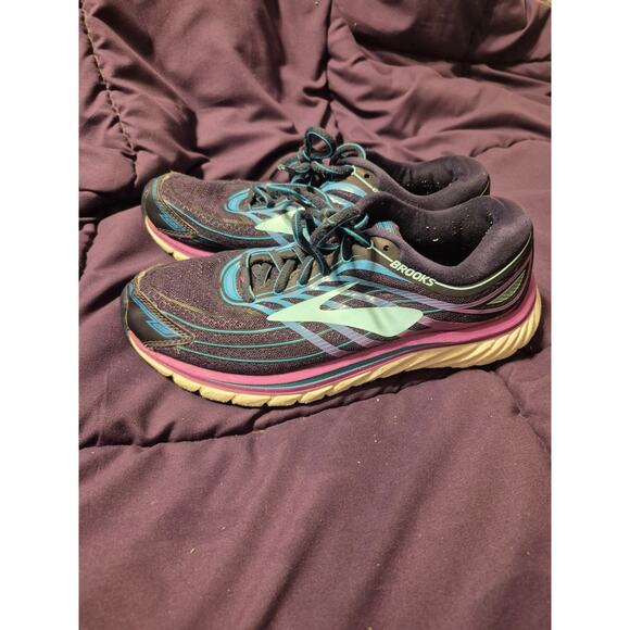 Brooks Running Shoes – Women’s Size 7 - Picture 1 of 5